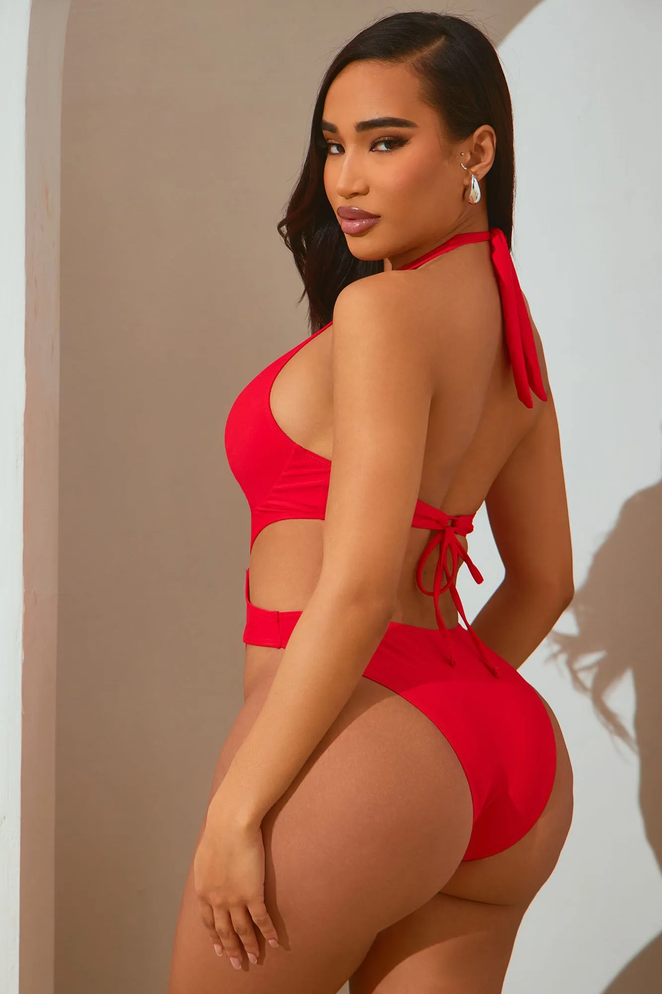 Adela Strappy Underwire 1 Piece Swimsuit - Red
